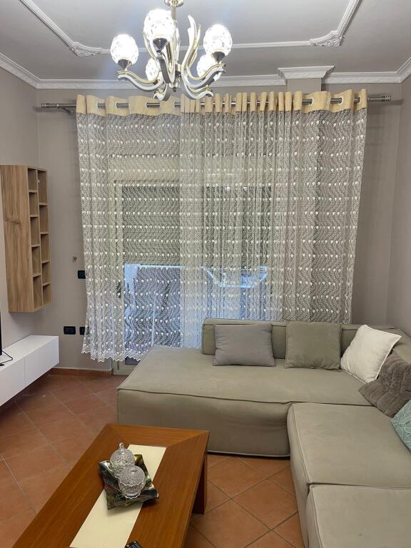 For rent: Villa 2+1+Balcony, 2nd floor, 100 m², 600 € (irfan tomini)