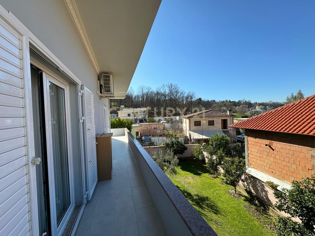 2+1 apartment for rent near the American villas.