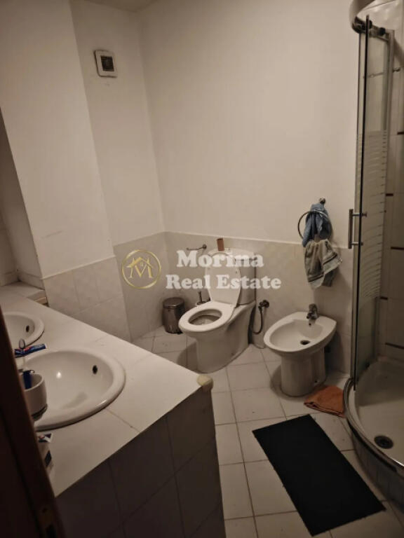 Qera, Apartament 3+1+2, Rruga e Bogdaneve, 800 euro/muaj   0694010930
