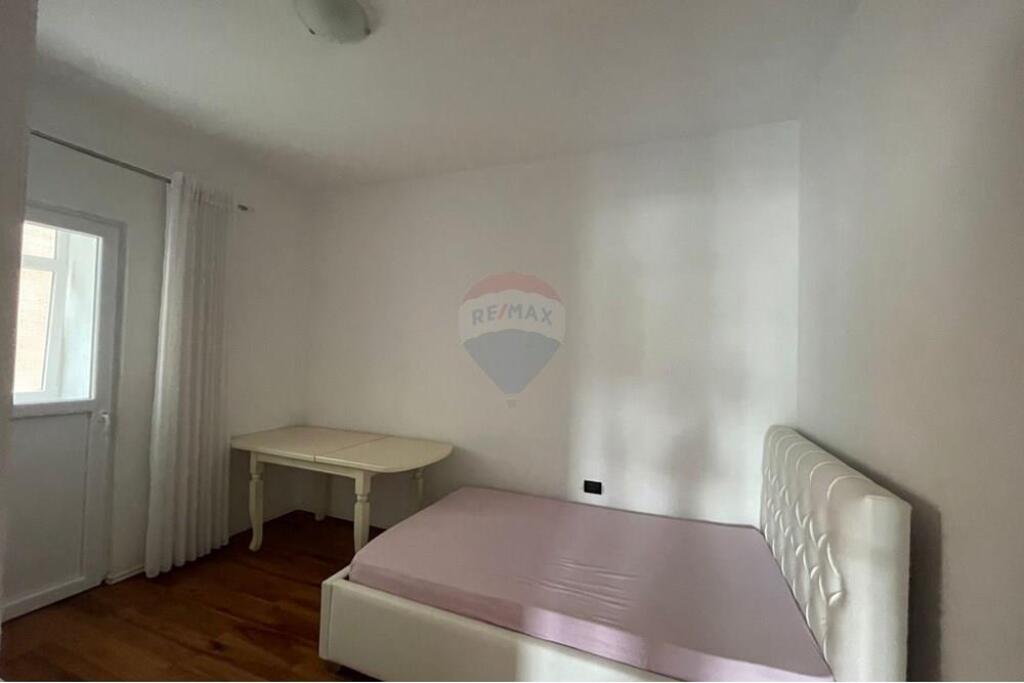 3+1 apartment for rent in Babrru.