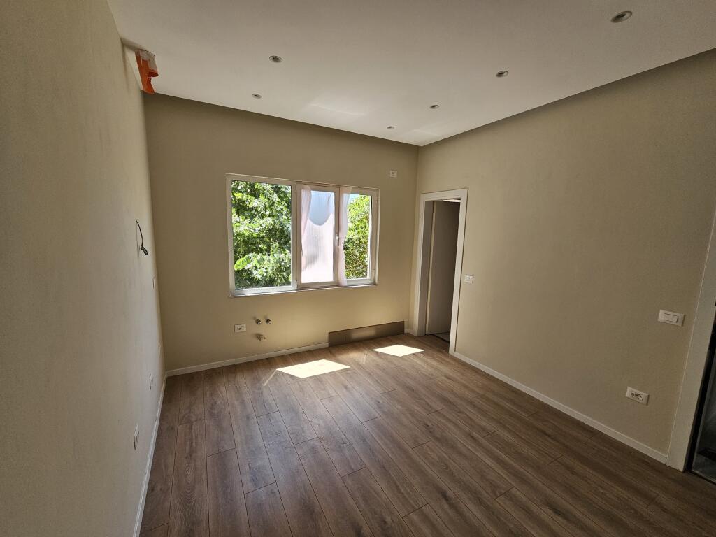 Apartment for sale!!