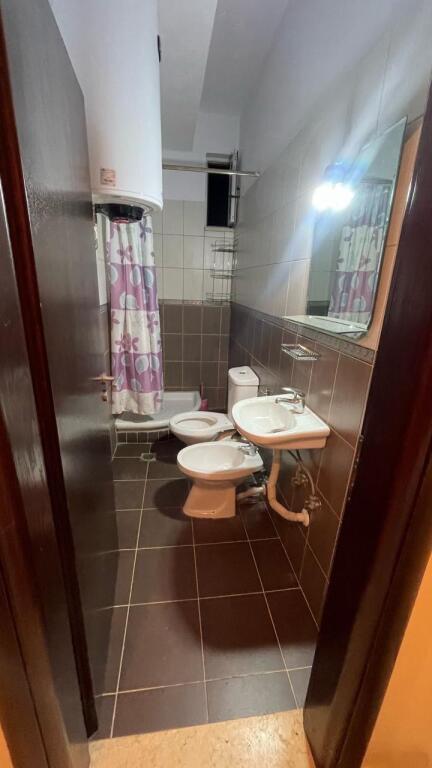 A 1+1 apartment is available for rent on Jordan Misja Street, Rreli Street.