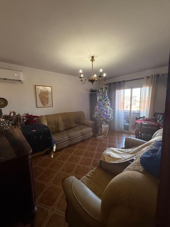 Siri Kodra Shitet Apartament 2+1