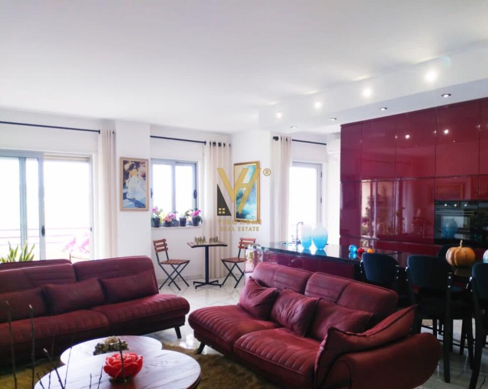 AFFITTASI APPARTAMENTO 3+1+2 BAGNI VICINO AL LAGO ASCIUTTO 1.300 EURO