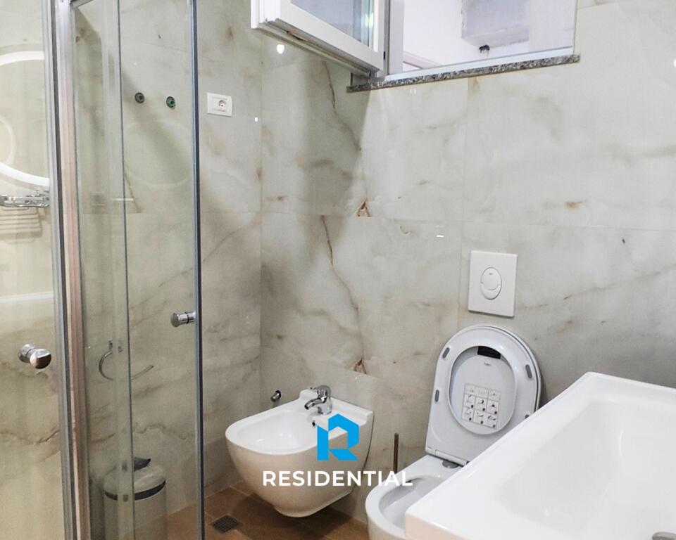 In Linze si vende un appartamento 3+1 con giardino.