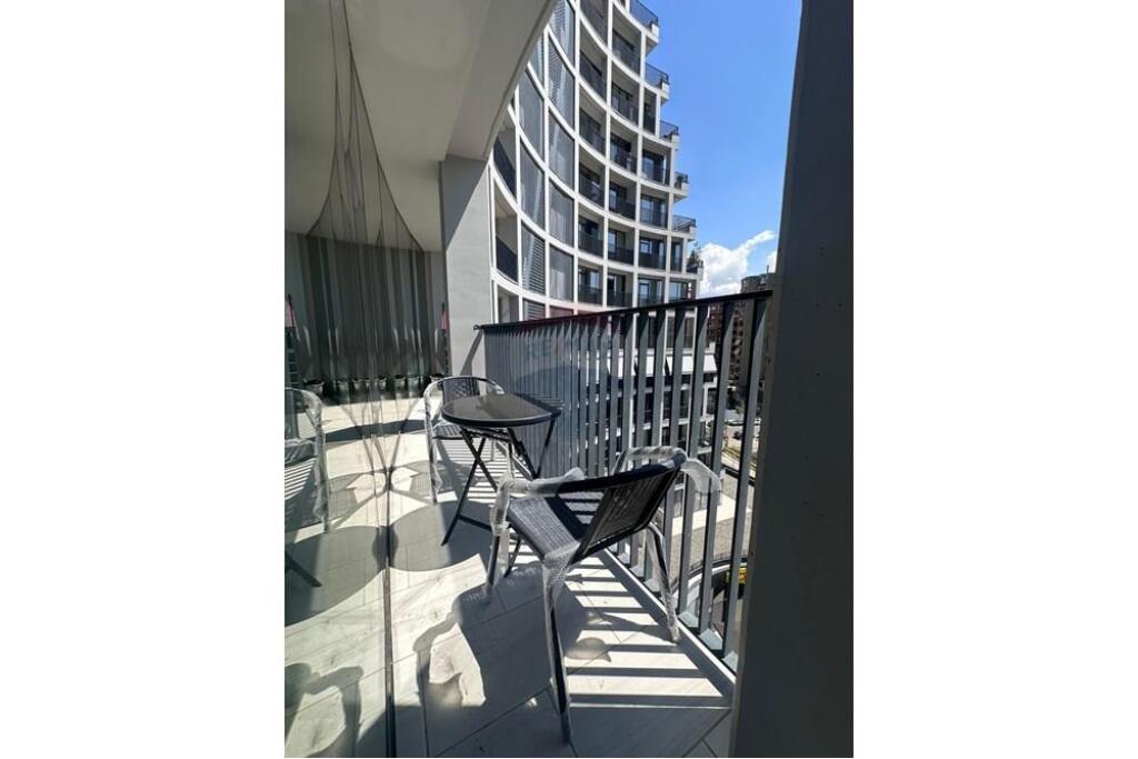 RENT APARTMENT 1+1 LAKE VIEW!