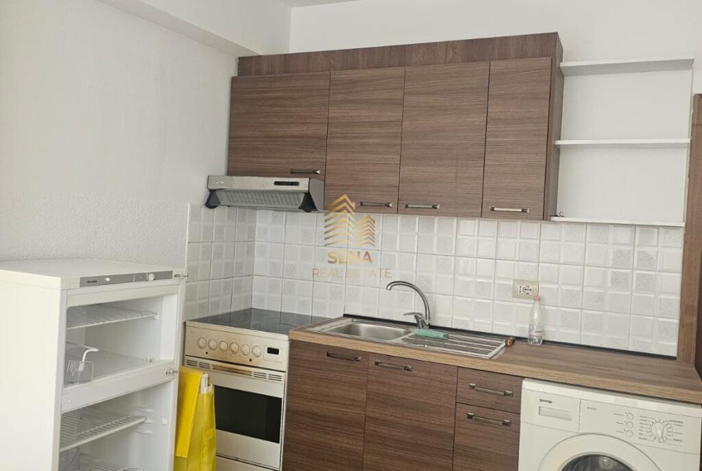 Qira, Garazhd, 21 Dhjetori