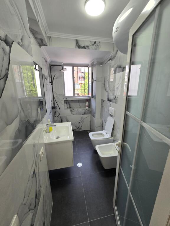Apartment 2+1 for sale on 21 December street by the road.