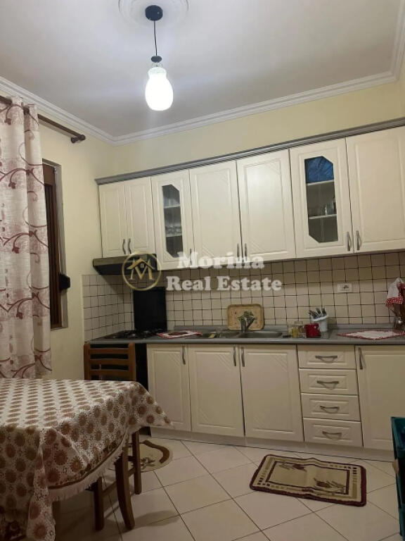 Qera, Hyrje Private 1+1+kuzhine, Fundi i Don Boskos , 350 euro/muaj   0692040518