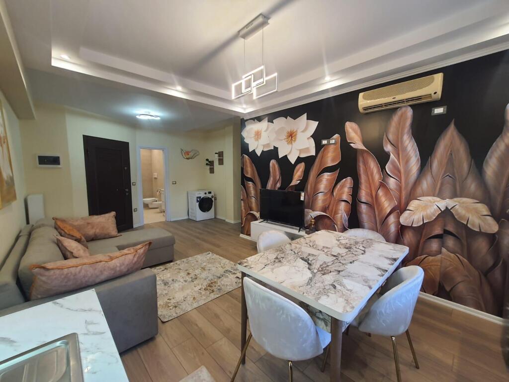 Apartament 2+1 me qira tek Myslym Shyri