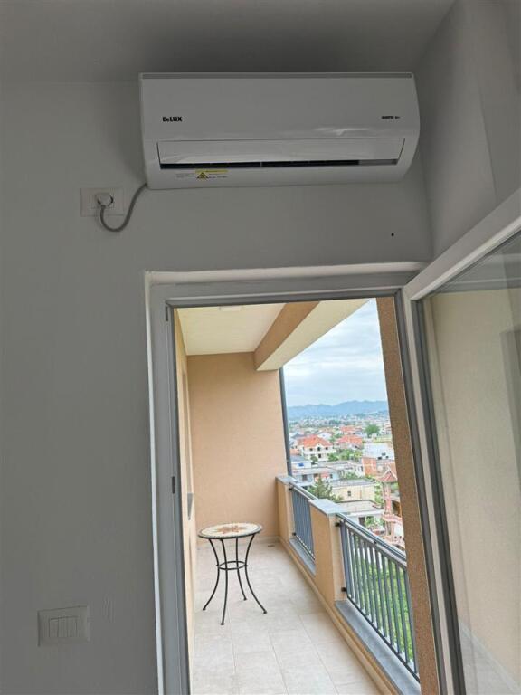 Jepet apartament 1+1 ne Kamez