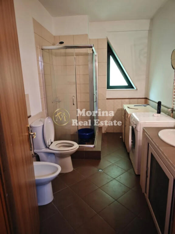 Qera, Apartament 3+1+2, Rruga e Bogdaneve, 800 euro/muaj   0694010930
