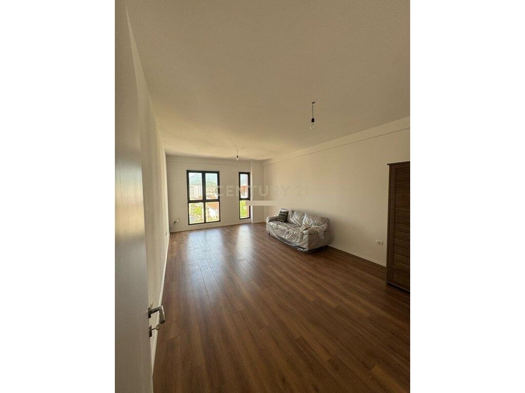 2+1 for rent at Arlis, Pharmacy 10! 750 € /Month