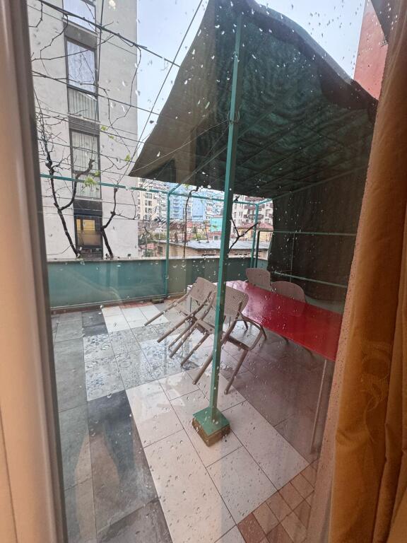 Apartment 2+1+2+veranda for rent, Myslym Shyr near Someg 600 thousand lek.