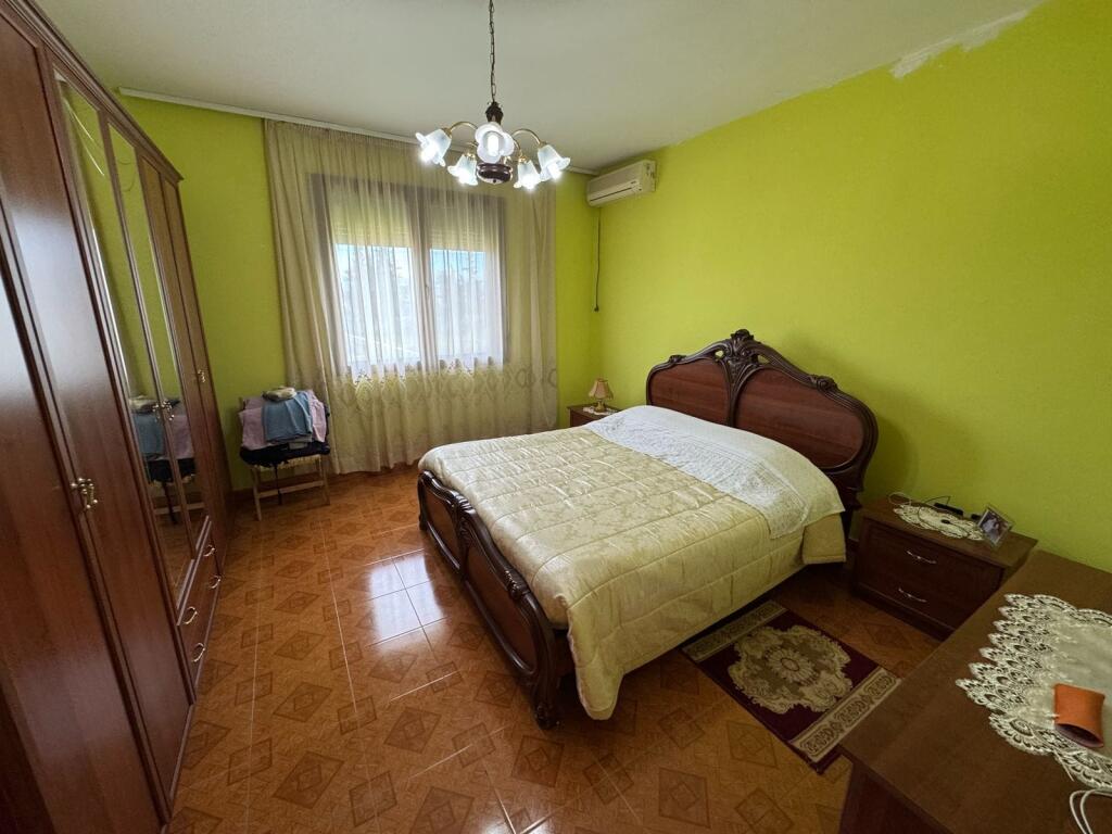Kavaje, private house 2 floors + papafingo (usable), promenade "Taulantia", near the northern ring road, Kavaje