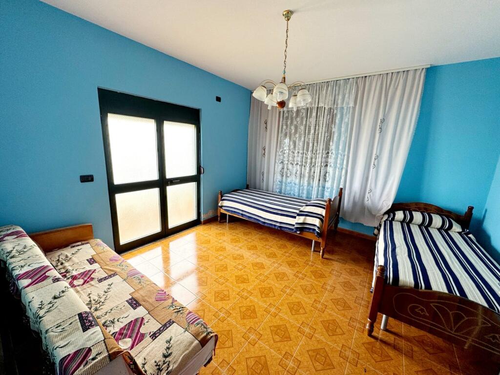 Kavaje, private house 2 floors + papafingo (usable), promenade "Taulantia", near the northern ring road, Kavaje