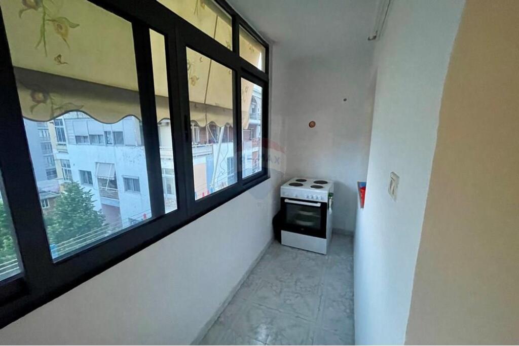 1+1 Apartment Tregu i Ri Electric