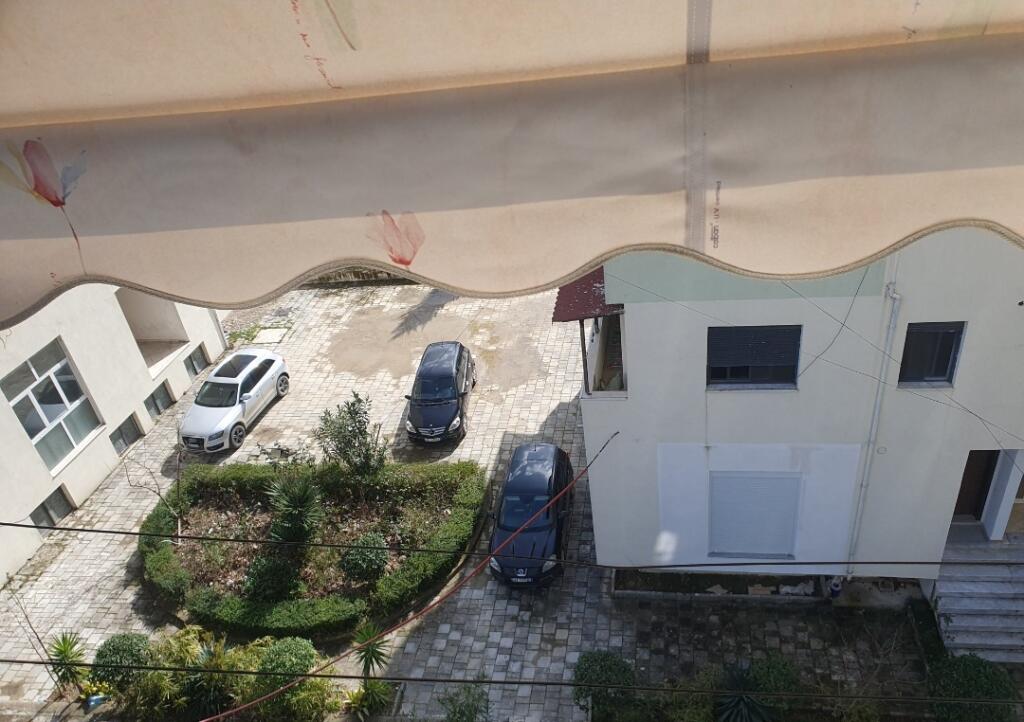 For sale 1+1 apartment Golem (Lis Complex)