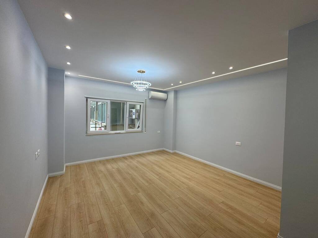 In the area of Myslym Shyrit, on "Him Kolli" Street, we are selling a 2+1 apartment with a storage room.