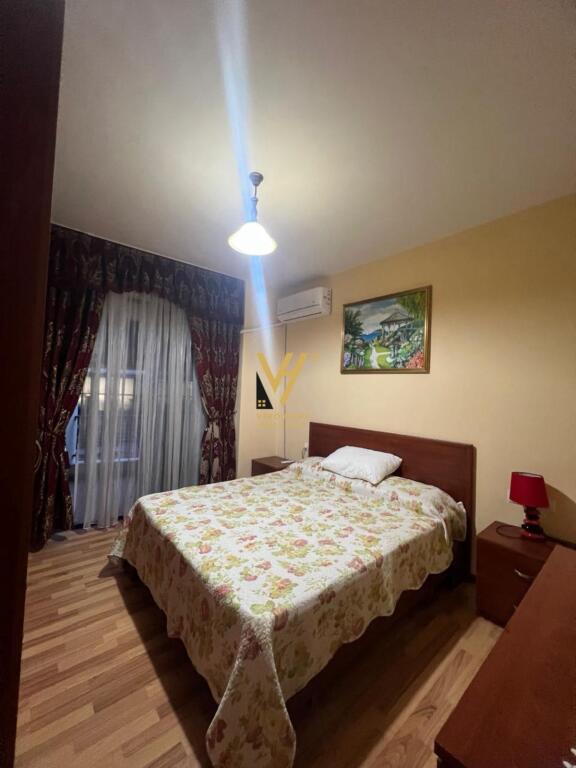 AFFITTASI APPARTAMENTO 1+1+2 IN ZONA DI RUGA E KOSOVAREVE 70.000 LEKË