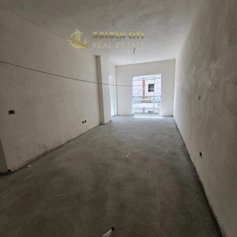 VENDESI APPARTAMENTO 1+1 | Residenza Orientale – GOLEM | Vista sulla PISCINA | 82.000€