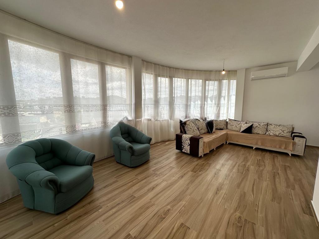 JEPET ME QIRA APARTAMENT 3+1 PRANE NE SHKOZE ! 520 € /Muaj