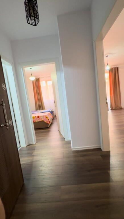 Apartment 2+1 for rent, Shkoze near the Tom Doshit Complex 450 euros.