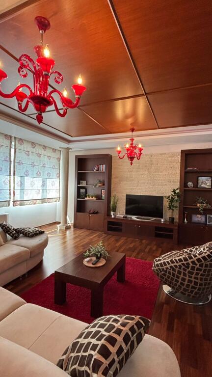 Jepet me Qira Apartament 2+1+2 – Pranë Stadiumit Air Albania