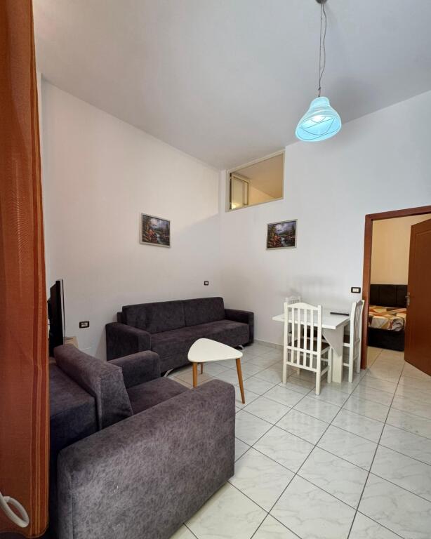 Apartment 1+1 for rent, 5 Maj near Big Market (Gaqo Vakeflli street) 350,000 lek.