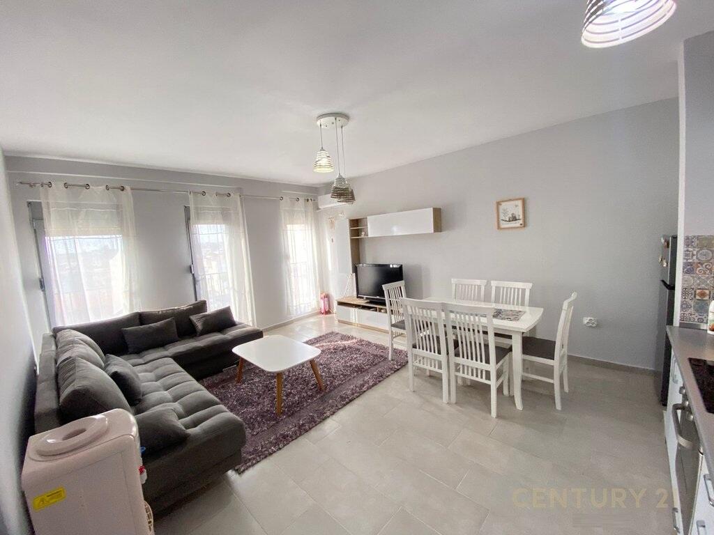 WE ARE RENTING A 2+1 APARTMENT IN DON BOSKO! 600 € /Month