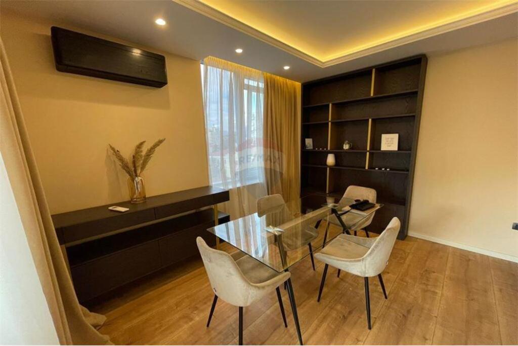 Apartament 2+1+2 per qira ne Qender
