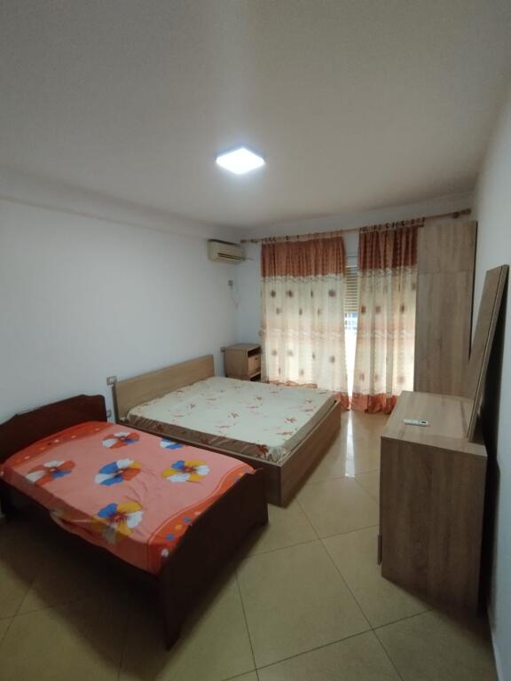 Jepet apartament 1+1 me qera tek Bar Oslo ne Astir
