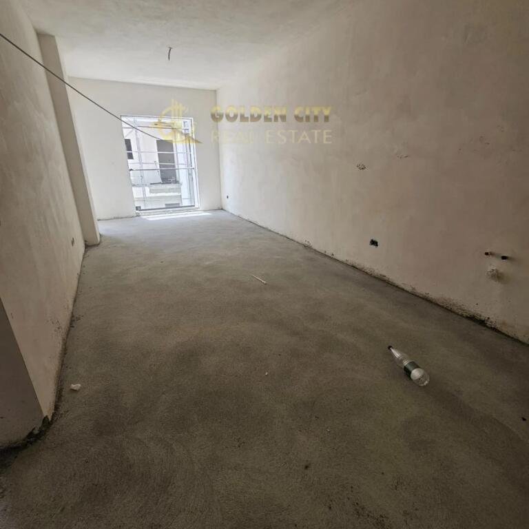 VENDESI APPARTAMENTO 1+1 | Residenza Orientale – GOLEM | Vista sulla PISCINA | 82.000€