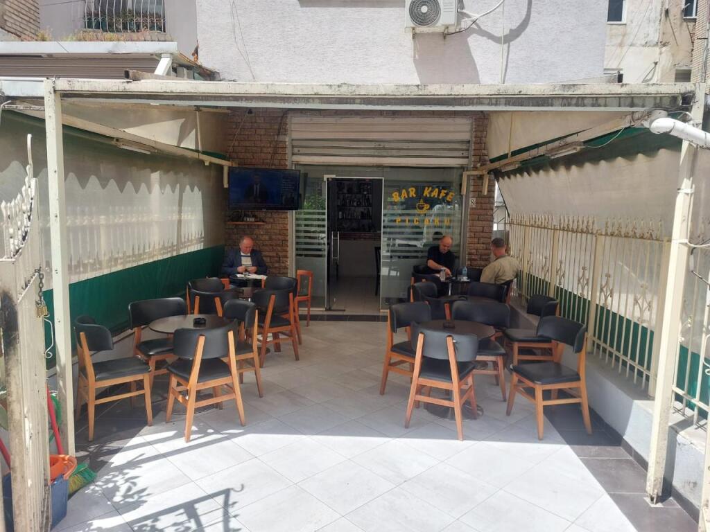 BUSINESS SPACE FOR RENT 50M2 500 EURO ELBASAN STREET