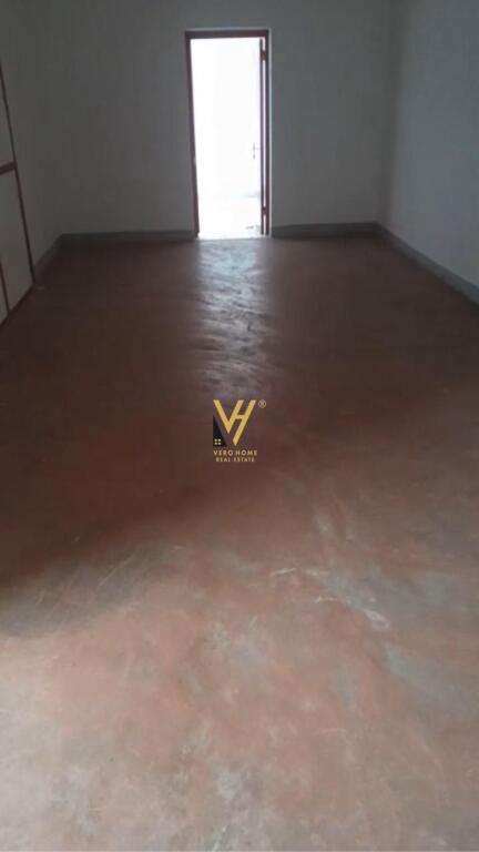 AFFITTASI MAGAZZINO DI 500 M2 A KMY, YZBERISHT 1.800 EURO
