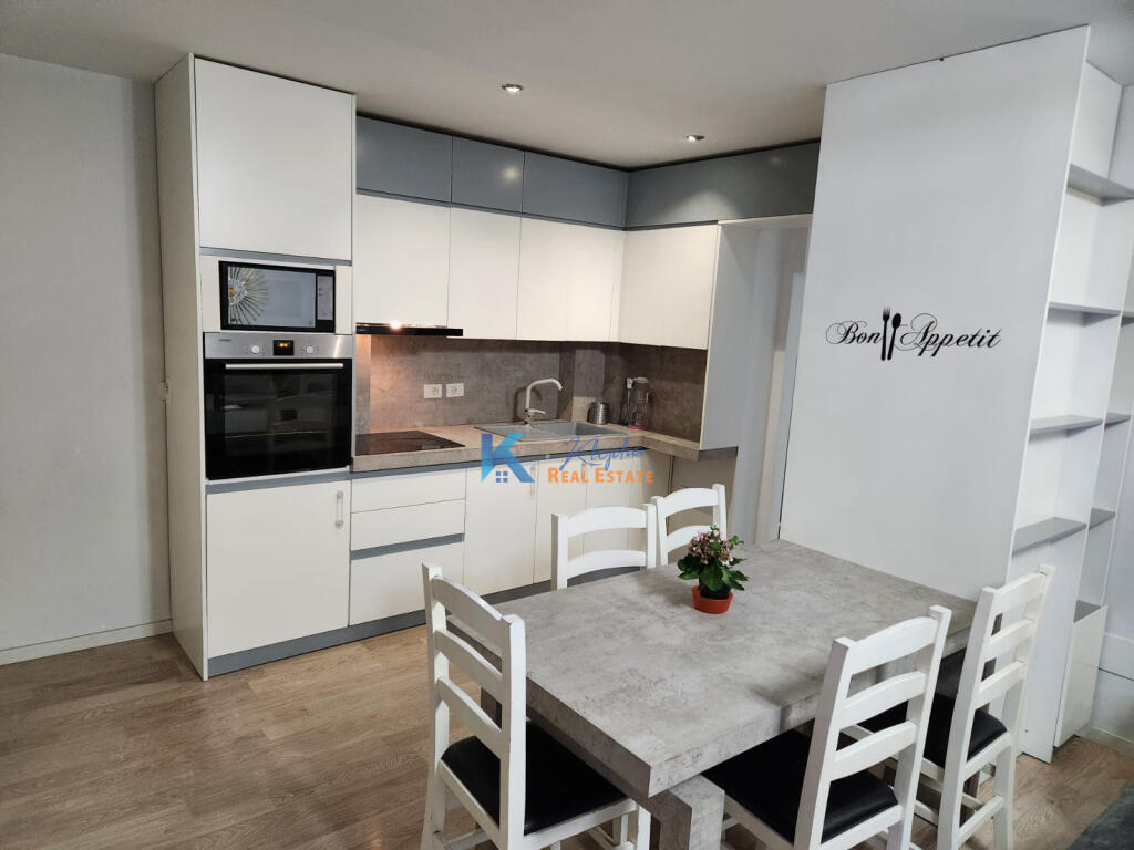 2+1 for rent in Kodra e Diellit, Bill Clinton Street, near Cok Market.