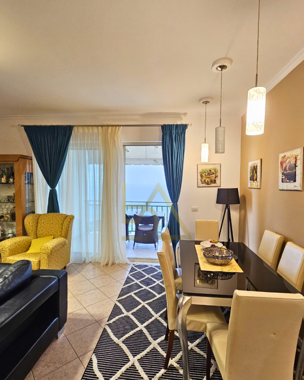 🏠 APARTMENT WITH SEA VIEW – Vlorë 🌅 Enjoy the magical view from the balcony, with the crystal clear sea greeting you every day!