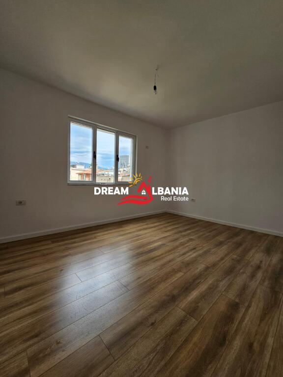 1+1 Apartment for Sale in the Center, near the Post Office in Tirana (ID 4119420)