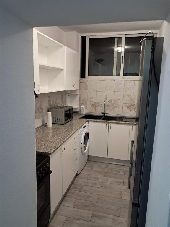 2+1 apartment for rent, Ali Dem opposite 1 May school
