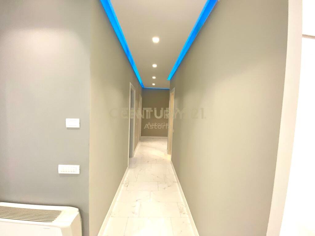 Super apartment 2+1+2+parking space for rent in the Green City complex. 750 € /Month