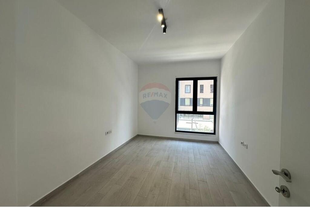 APARTAMENT 2+1 ME QIRA, ISH DOGANA