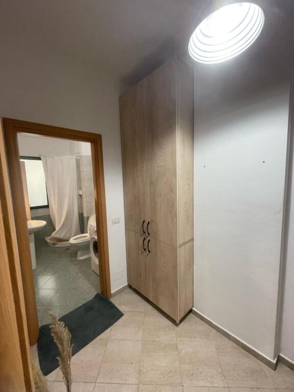 📢Jepet me qera  Apartament 1+1  Rruga Bill Klinton 