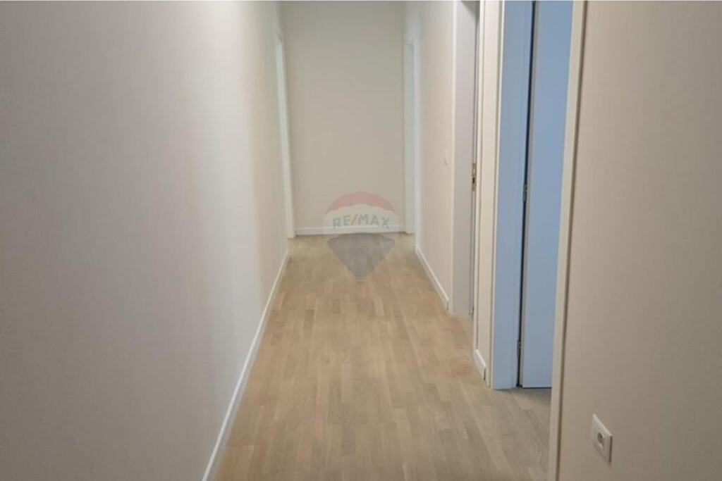 2+1+2 Apartment for Rent, Tirana