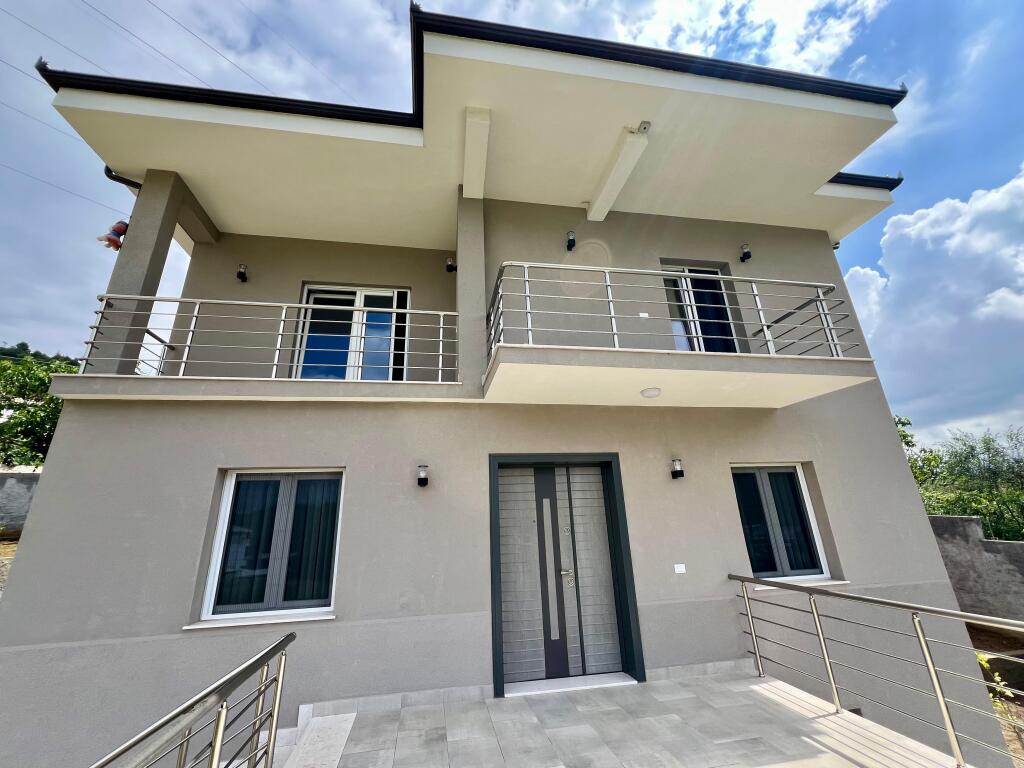 For sale: 2-Story Villa, "Mullet" - Tirana.