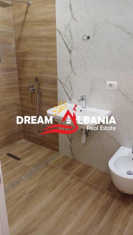 Ambient per zyra me qera ne rrugen Hoxha Tahsim (ID 42611310)