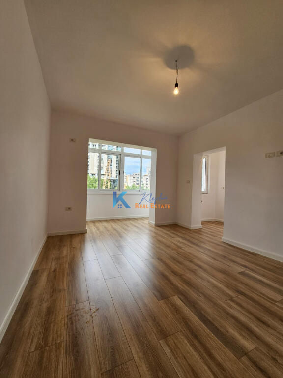 Practical studio for sale in the Center