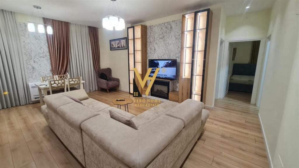 APARTMENT OF 100 M2 FOR RENT NEAR MEDRESEJA 800 EURO