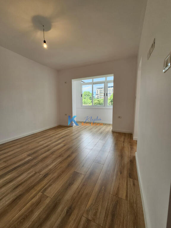 Practical studio for sale in the Center
