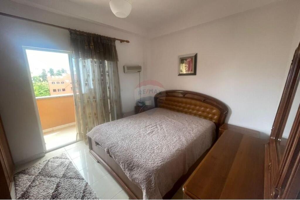 Affittasi appartamento 3+1 in Via Bardhyl.