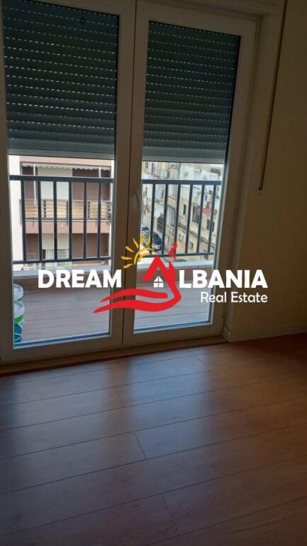 Ambient per zyra me qera ne rrugen Hoxha Tahsim (ID 42611310)